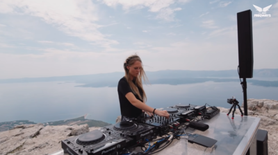 /pim/sabbatical.ipng.nl/media/commit/6bf2f67186697cc220512c3f46775180ddb8d321/static/img/headline/mldbeast-nora.png